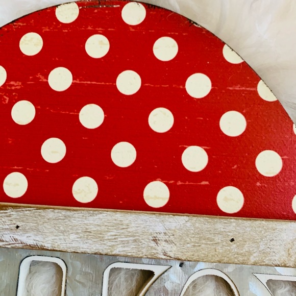 Heart H-O-M-E Sign - Picture 6 of 8